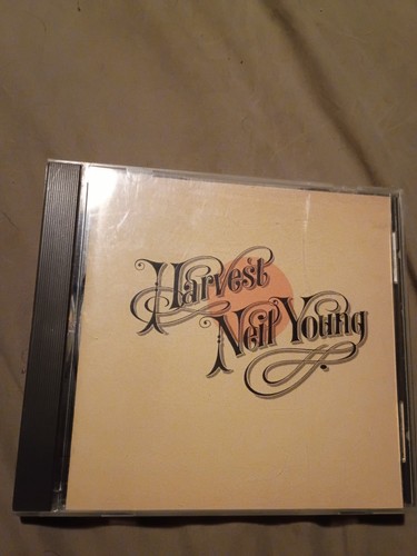 Neil young harvest cd - young,